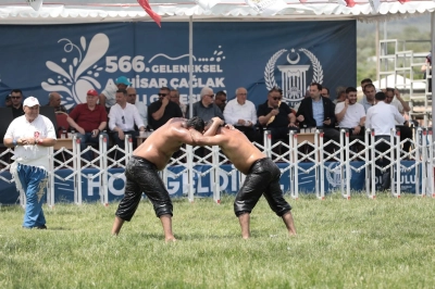 566. Akhisar &Ccedil;ağlak Yağlı G&uuml;reşleri Coşkuyla Ger&ccedil;ekleştirildi