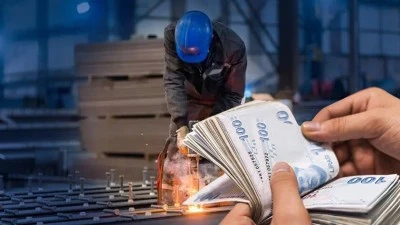 600 bin kamu iş&ccedil;isi ilk zam teklifi belli oldu