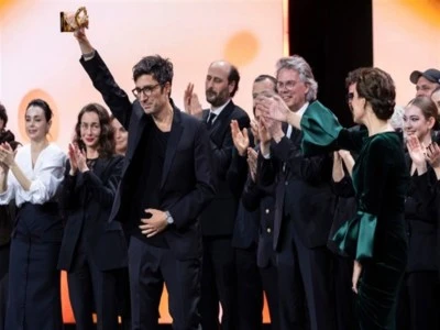 76&rsquo;ncı Berlin Film Festivali'nde Altın Ayı &ouml;d&uuml;l&uuml;n&uuml; 'Sarı Zarflar' kazandı