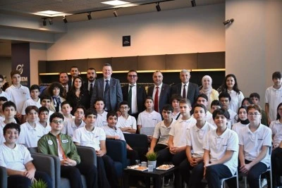 ABD İstanbul Başkonsolosu Michael Lally Bursa'da konuştu: 2 bin 400 şirket ABD ile &ccedil;alışıyor