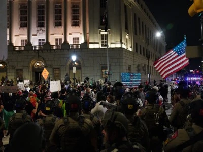 ABD'nin Texas eyaletinde protestolara karşı 7 bin asker g&ouml;revlendirildi