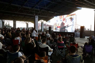 A&ccedil;ık Hava Sinema G&uuml;nleri Başladı