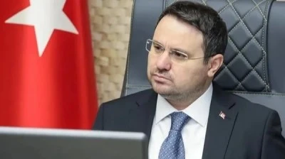 Adalet Bakanı G&uuml;rlek: Kamu g&ouml;revini kişisel menfaat i&ccedil;in kullanan kim olursa olsun hukuk &ouml;n&uuml;nde hesap verecektir