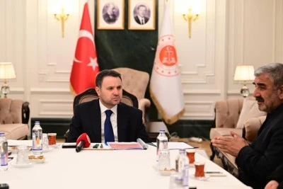 Adalet Bakanı G&uuml;rlek: Rojin, hayalleri yarım kalmış bir gen&ccedil; kızımız, biz devlet olarak bu işin sonuna kadar &uuml;zerine gideceğiz