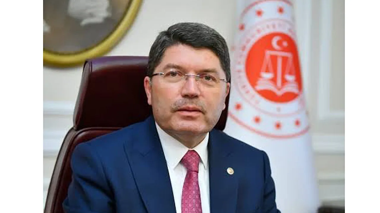 Adalet Bakanı Tun&ccedil;: "İsrail&rsquo;in Birleşmiş Milletler Soykırım S&ouml;zleşmesi&rsquo;ni ihlal ettiği gerek&ccedil;esiyle Uluslararası Adalet Divanı&rsquo;nda G&uuml;ney Afrika&rsquo;nın başlattığı davayı takdirle karşıladık"