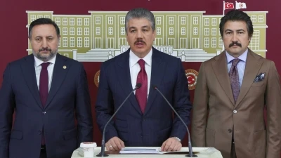 Adalet Komisyonu Başkanı Y&uuml;ksel: Yeniden soykırım girişiminin bedeli ağır olacaktır