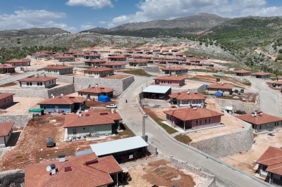 Adıyaman&rsquo;ın Zey K&ouml;y&uuml; Yeniden Kuruldu