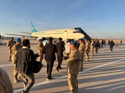 Afganistan uyruklu 300 d&uuml;zensiz g&ouml;&ccedil;men &uuml;lkelerine g&ouml;nderildi