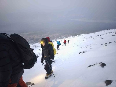 Ağrı Dağı d&uuml;nyanın d&ouml;rt bir yanından misafirlerini ağırlıyor
