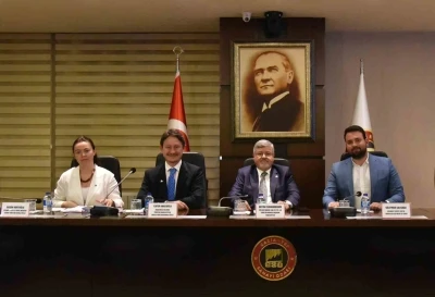 Aile şirketlerinde kurumsallaşma konusu GSO&rsquo;da konuşuldu
