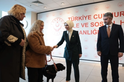 Bakan G&ouml;ktaş, Bakanlık Personeli ile Bayramlaştı