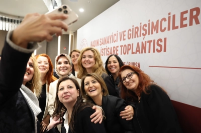 Aile ve Sosyal Hizmetler Bakanı G&ouml;ktaş, Bursa&rsquo;da Kadın Sanayici ve Girişimcilerle Buluştu