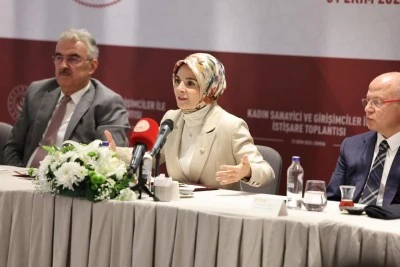 Aile ve Sosyal Hizmetler Bakanı Mahinur &Ouml;zdemir G&ouml;ktaş Bursa'da konuştu: Kadınlarımızın yanındayız!