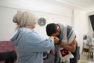 Ailesiyle vedalaştı, zulme &rsquo;dur&rsquo; demek i&ccedil;in Filistin&rsquo;e yola &ccedil;ıktı