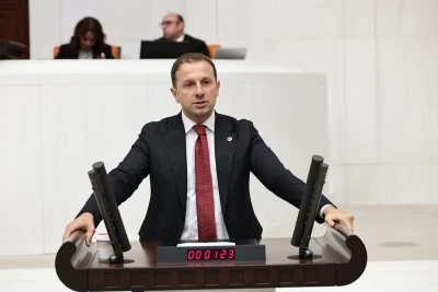 AK Parti Bursa Milletvekili Ahmet Kılı&ccedil;: "&Ouml;zg&uuml;rl&uuml;kler ile hukuki sorumluluklar birbirinin alternatifi değildir"