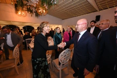 AK Parti Bursa muhtarlarla bir araya geldi