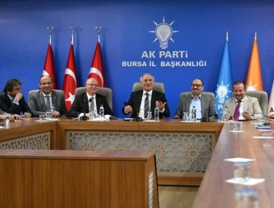 Ak Parti Genel Başkan Vekili Efkan Ala'dan Ak Parti Bursa'ya ziyaret