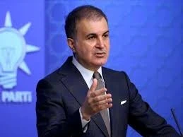 AK Parti S&ouml;zc&uuml;s&uuml; &Ccedil;elik: "&Ouml;zg&uuml;r &Ouml;zel&rsquo;in Cumhurbaşkanımıza d&ouml;n&uuml;k seviyesiz s&ouml;zlerini şiddetle kınıyoruz"