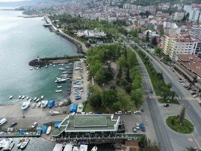 Ak&ccedil;aabat Sahil Park 3. etap yenileme &ccedil;alışmaları başlıyor
