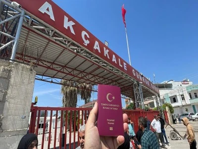 Ak&ccedil;akale G&uuml;mr&uuml;k Kapısı&rsquo;ndan 12 yıl sonra pasaportlu ge&ccedil;iş başladı
