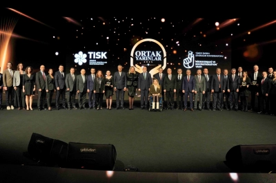 Ak&ccedil;ansa&rsquo;nın Yapay Resif projesine Ortak Yarınlar &Ouml;d&uuml;l&uuml;