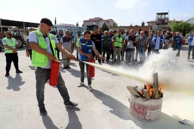 Akdeniz Belediye personeli yangın tatbikatına katıldı
