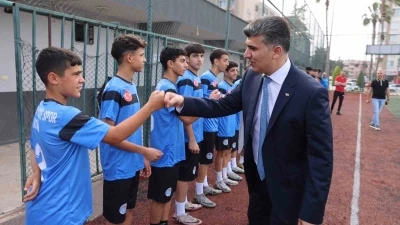 Akdeniz Belediyesi Futbol Takımı T&uuml;rkiye Şampiyonasına gidiyor
