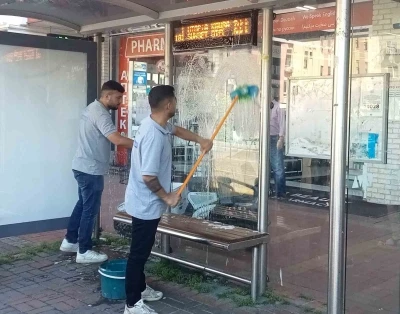 Alanya&rsquo;da otob&uuml;s duraklarına bakım
