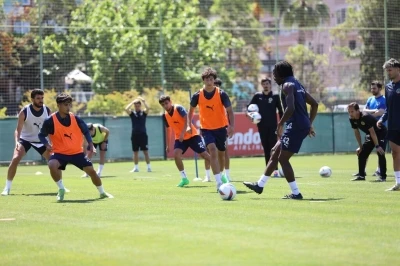 Alanyaspor, Gaziantep FK ma&ccedil;ı hazırlıklarına başladı
