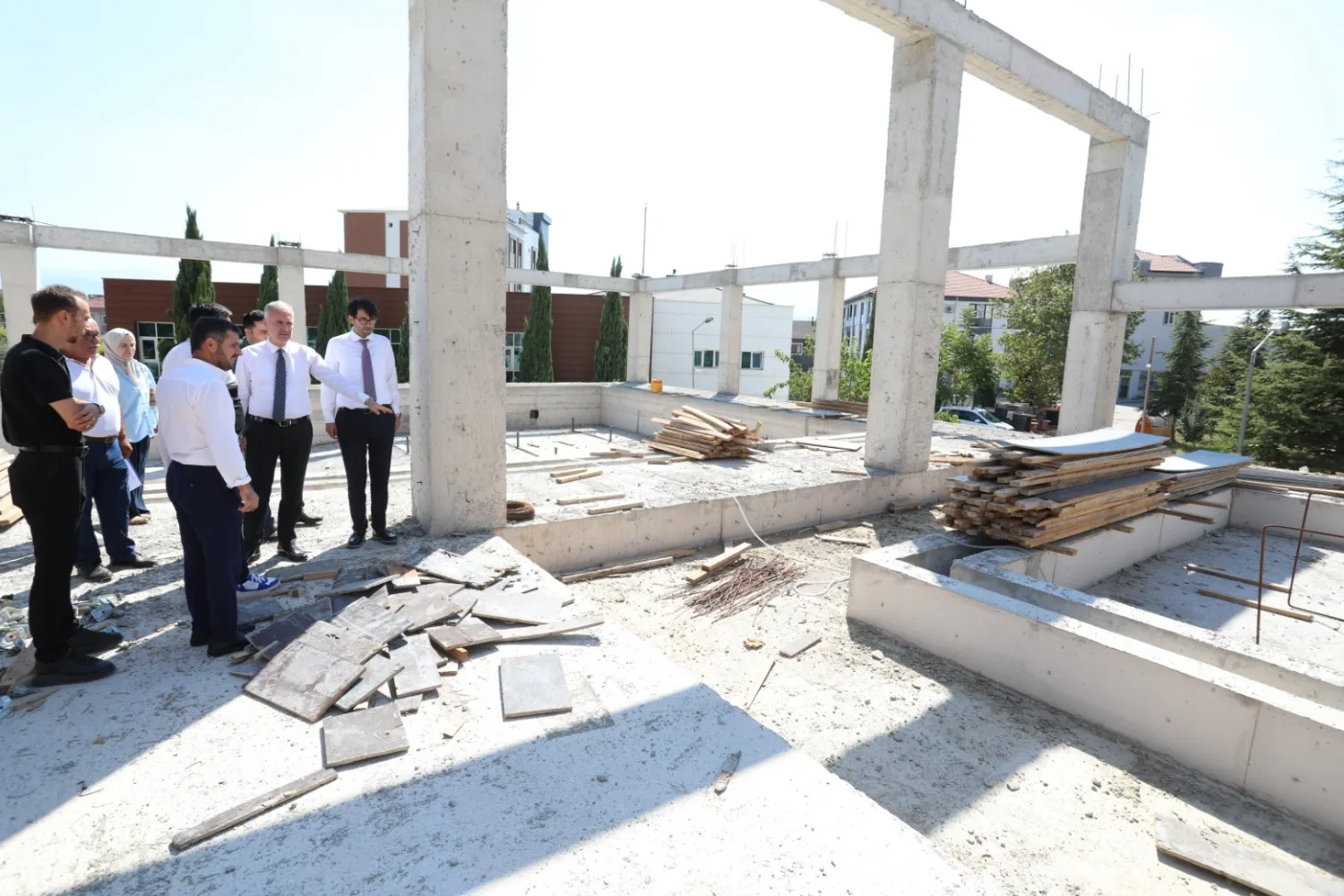 Alanyurt Y&uuml;zme Havuzu'nda yapım &ccedil;alışmaları s&uuml;r&uuml;yor