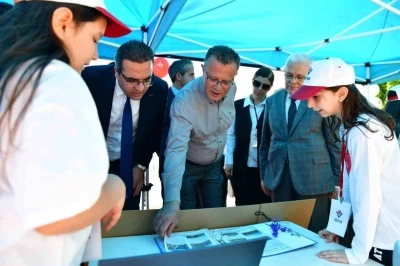 Alaşehir BİLSEM&rsquo;de T&Uuml;BİTAK 4006 Bilim Fuarı a&ccedil;ıldı
