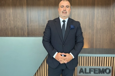 Alfemo&rsquo;da &Uuml;st D&uuml;zey Atama