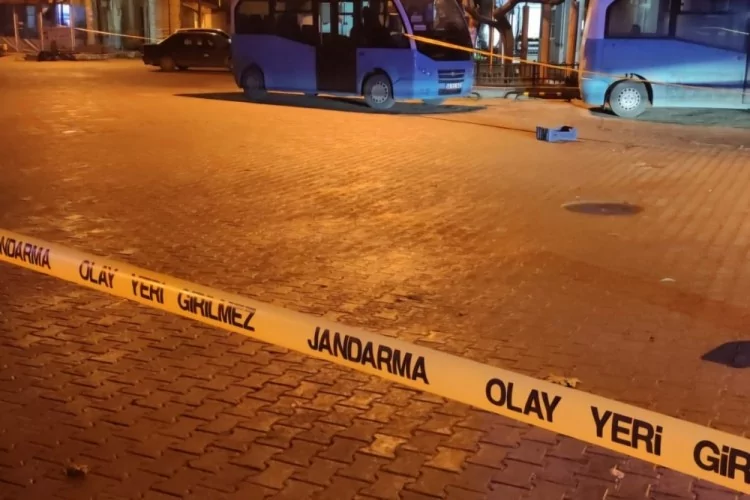 Alkol masası kanla bitti: &Ouml;l&uuml; ve yaralılar var...