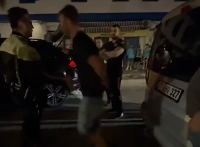 Alkoll&uuml; s&uuml;r&uuml;c&uuml;, polise &rsquo;Beni d&ouml;v&rsquo; diye yalvardı
