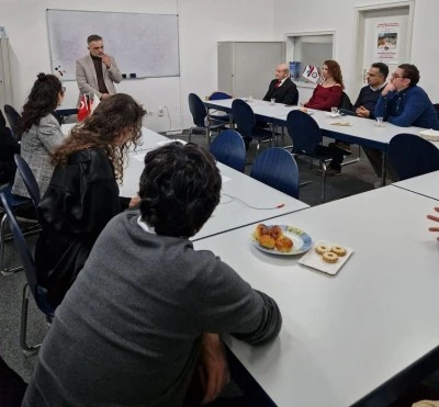 Almanya'da Atat&uuml;rk'&uuml;n d&uuml;ş&uuml;nce tarzı ve sosyo-k&uuml;lt&uuml;rel gelişim ele alındı