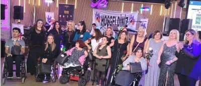 Almanya'da, T&uuml;rk Engellilere Destek Gecesi