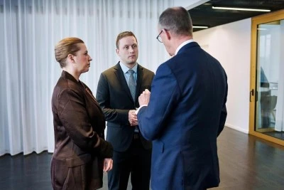 Almanya, Danimarka ve Gr&ouml;nland liderleri arasında &uuml;&ccedil;l&uuml; zirve