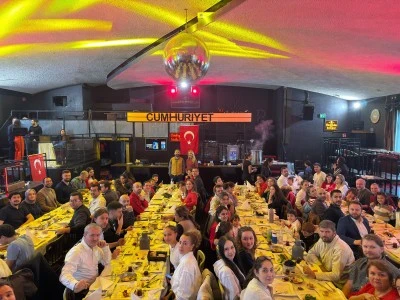 Almanya T&uuml;rk Expatlar Derneği'nden Bavyera'da coşkulu Cumhuriyet Bayramı kutlaması