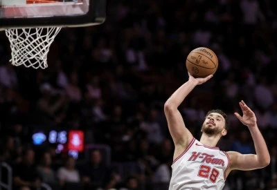 Alperen Şeng&uuml;n'den Chicago Bulls karşısında triple-double