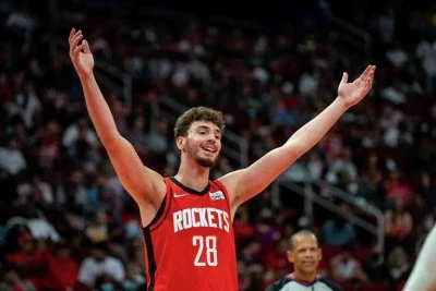 Alperen Şeng&uuml;n, sezona m&uuml;thiş bir performansla başladı