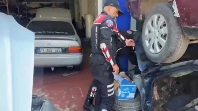 Altı ilde 'change oto' operasyonunda 35 kişi g&ouml;zaltına alındı
