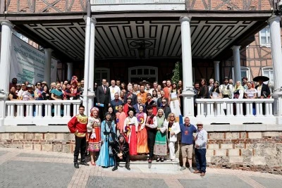 Altın Karag&ouml;z dans ekiplerinden Başkan Bozbey&rsquo;e ziyaret