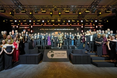 Altın Lider &Ouml;d&uuml;lleri 2025'te CEO'ların Gurur Gecesi
