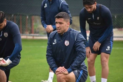 Altınordulu oyuncuların tek hedefi turu ge&ccedil;mek
