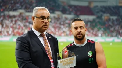 Amed Sportif Faaliyetler&rsquo;de Dia Saba&rsquo;ya &lsquo;ayın gol&uuml;&rsquo; &ouml;d&uuml;l&uuml;