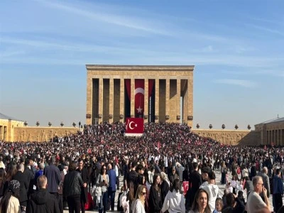 Anıtkabir ziyaret&ccedil;i rekoru kırdı
