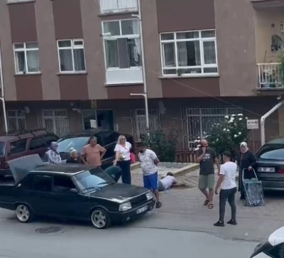 Ankara'da, sokakta uyuşturucu ya da aşırı alkolden kriz ge&ccedil;iren 3 kişiden 2'si &ouml;ld&uuml;