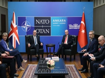 Ankara'da T&uuml;rkiye-İngiltere ilişkileri ele alındı