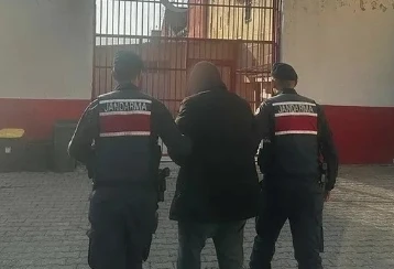 Anne cinayetindeki &rsquo;kanlı mont&rsquo; detayı d&uuml;ğ&uuml;m&uuml; &ccedil;&ouml;zd&uuml;