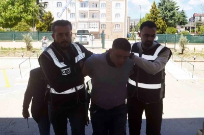 Annesini bı&ccedil;aklayarak &ouml;ld&uuml;ren şahıs alkoll&uuml; &ccedil;ıktı
